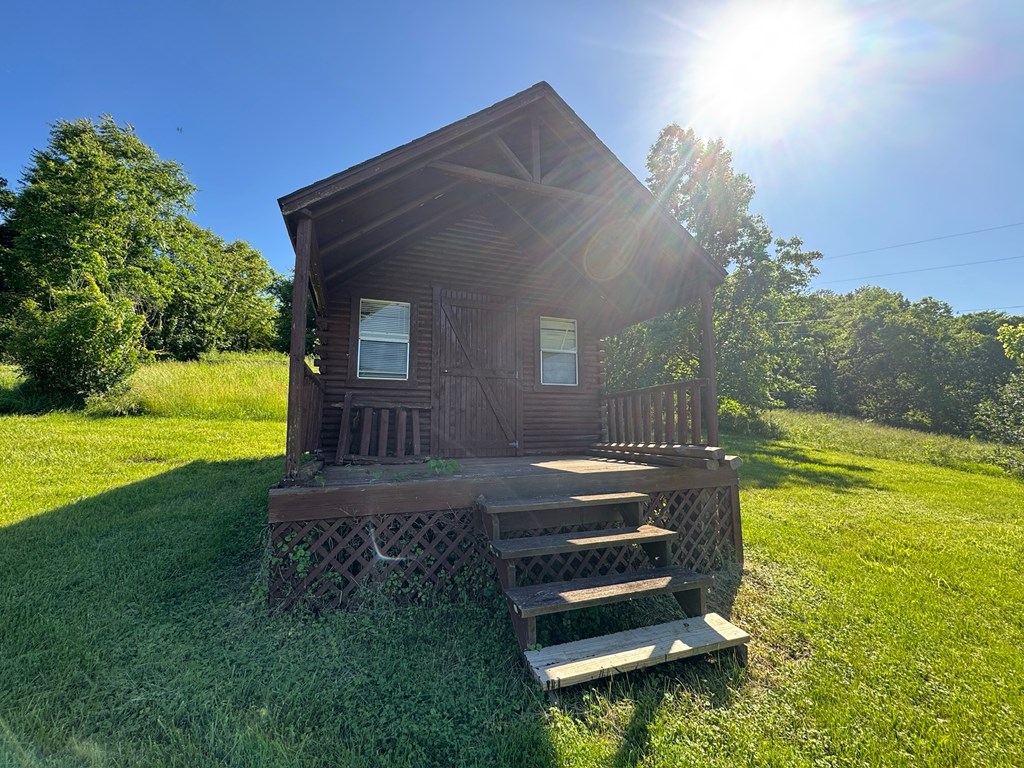 Gainesboro, Tennessee, 38562, United States, 4 Bedrooms Bedrooms, ,2 BathroomsBathrooms,Residential,Forsale,1985897