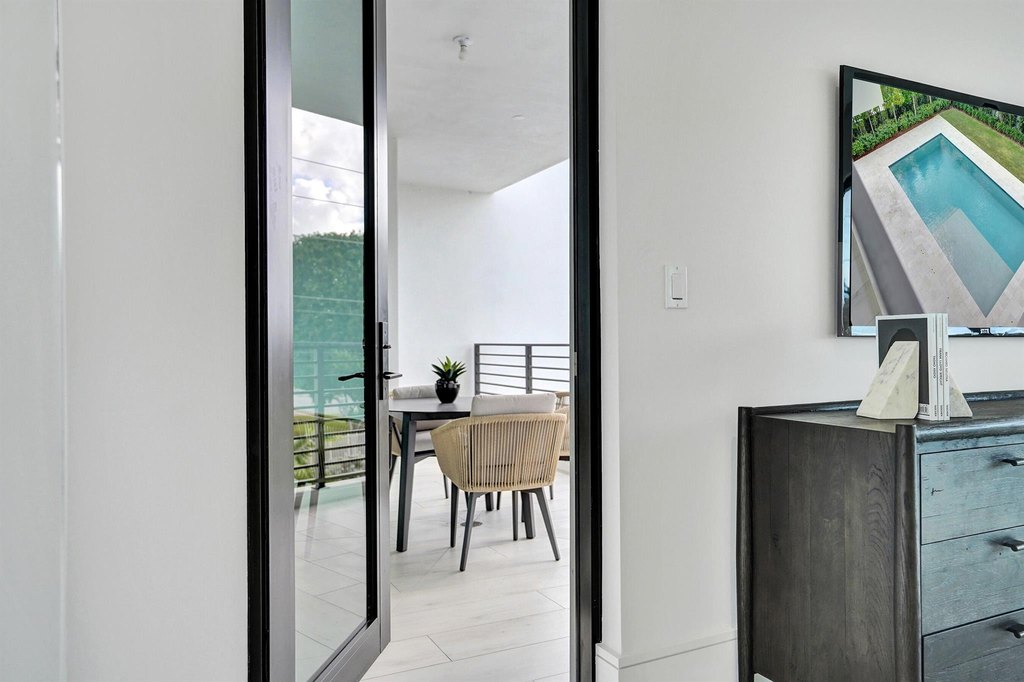 Delray Beach, Florida, 33444, United States, 5 Bedrooms Bedrooms, ,5.5 BathroomsBathrooms,Residential,Forsale,1952120