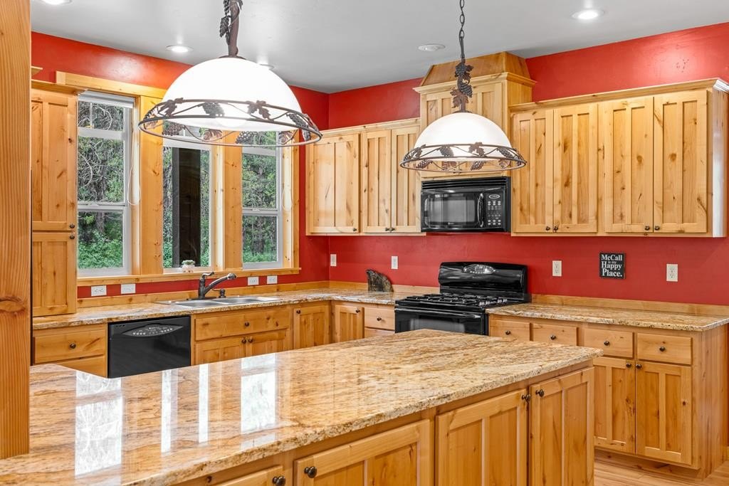 McCall, Idaho, 83638, United States, 3 Bedrooms Bedrooms, ,3.5 BathroomsBathrooms,Residential,Forsale,1889411