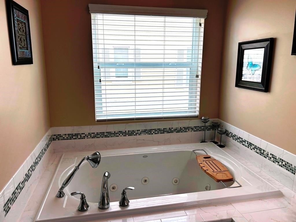 St Augustine, Florida, 32080, United States, 5 Bedrooms Bedrooms, ,4 BathroomsBathrooms,Residential,Forsale,1941458