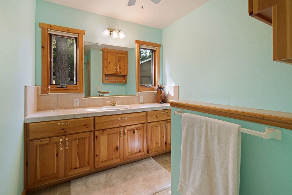 Lake Almanor West, California, 96020, United States, 3 Bedrooms Bedrooms, ,2 BathroomsBathrooms,Residential,Forsale,1888838