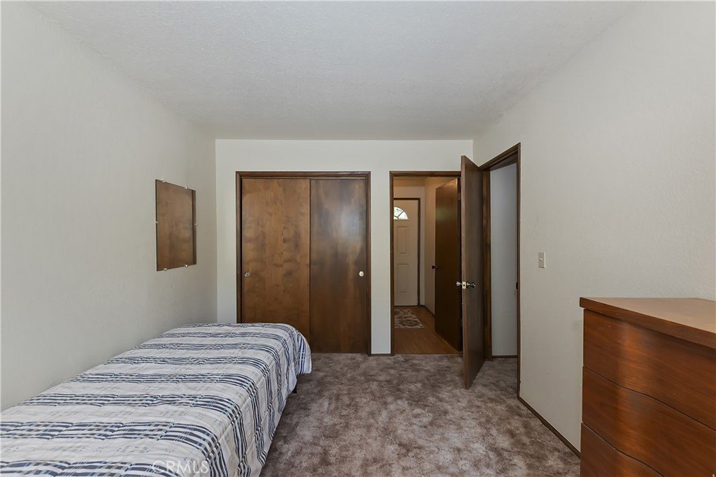 Lake Arrowhead, California, 92352, United States, 3 Bedrooms Bedrooms, ,1.5 BathroomsBathrooms,Residential,Forsale,1886311