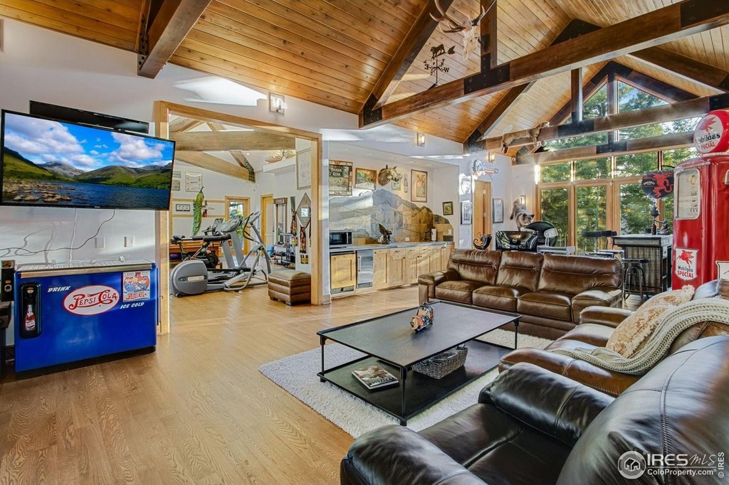 Evergreen, Colorado, 80439, United States, 6 Bedrooms Bedrooms, ,6.5 BathroomsBathrooms,Residential,Forsale,1903101