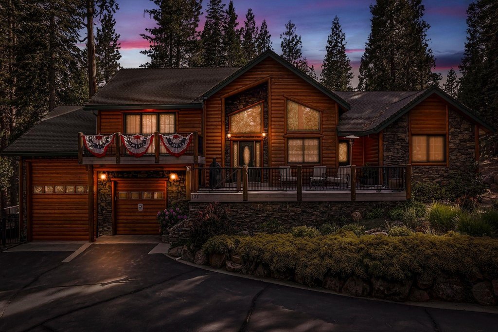 Lake Almanor West, California, 96020, United States, 3 Bedrooms Bedrooms, ,2 BathroomsBathrooms,Residential,Forsale,1888838