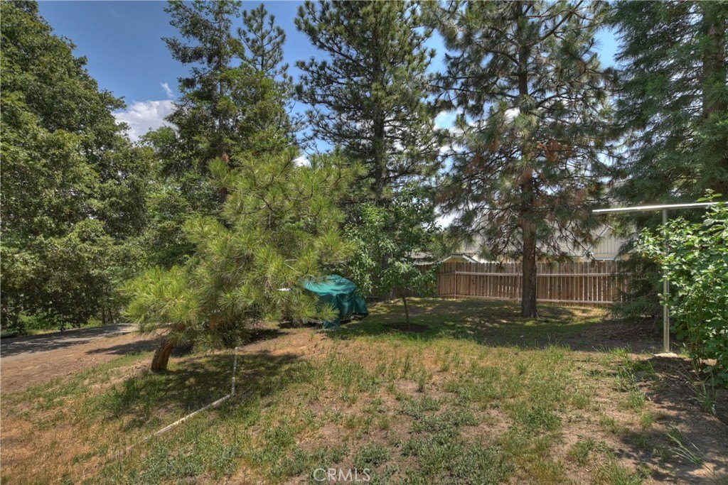 Lake Arrowhead, California, 92352, United States, 4 Bedrooms Bedrooms, ,3.5 BathroomsBathrooms,Residential,Forsale,1908065