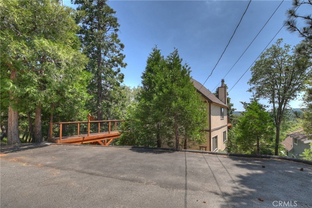 Lake Arrowhead, California, 92352, United States, 3 Bedrooms Bedrooms, ,1.5 BathroomsBathrooms,Residential,Forsale,1886311