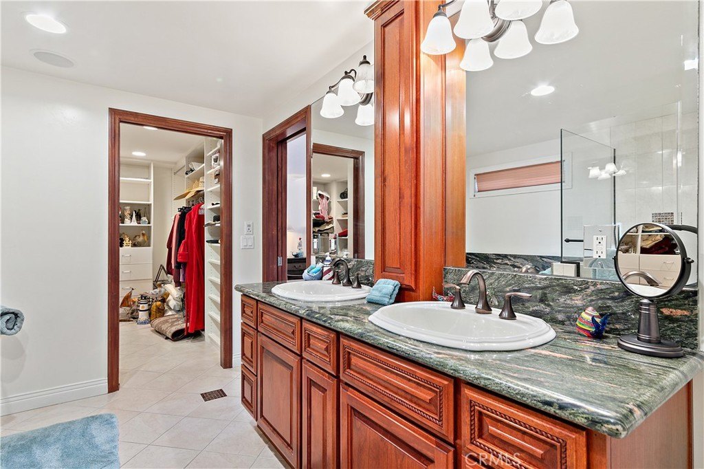 Oxnard, California, 93035, United States, 5 Bedrooms Bedrooms, ,3.5 BathroomsBathrooms,Residential,Forsale,1941493