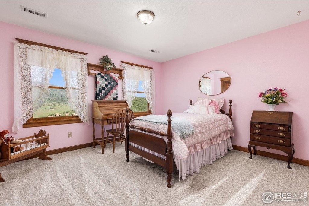 Loveland, Colorado, 80537, United States, 5 Bedrooms Bedrooms, ,4.5 BathroomsBathrooms,Residential,Forsale,1903119