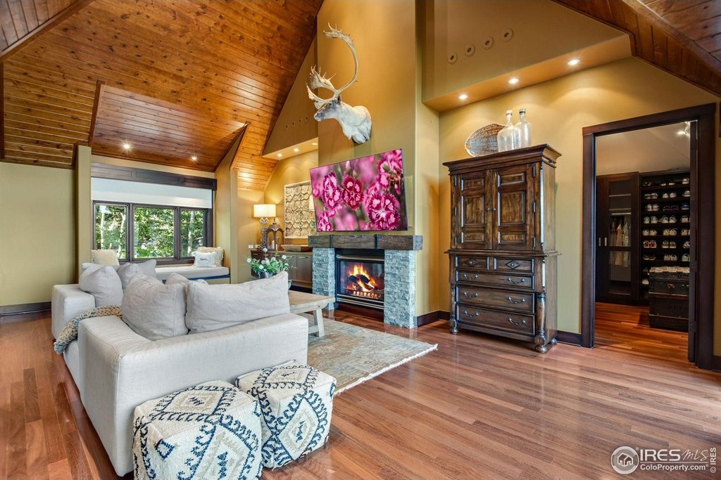 Evergreen, Colorado, 80439, United States, 6 Bedrooms Bedrooms, ,6.5 BathroomsBathrooms,Residential,Forsale,1903101