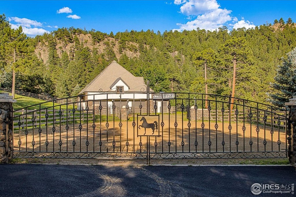 Evergreen, Colorado, 80439, United States, 6 Bedrooms Bedrooms, ,6.5 BathroomsBathrooms,Residential,Forsale,1903101
