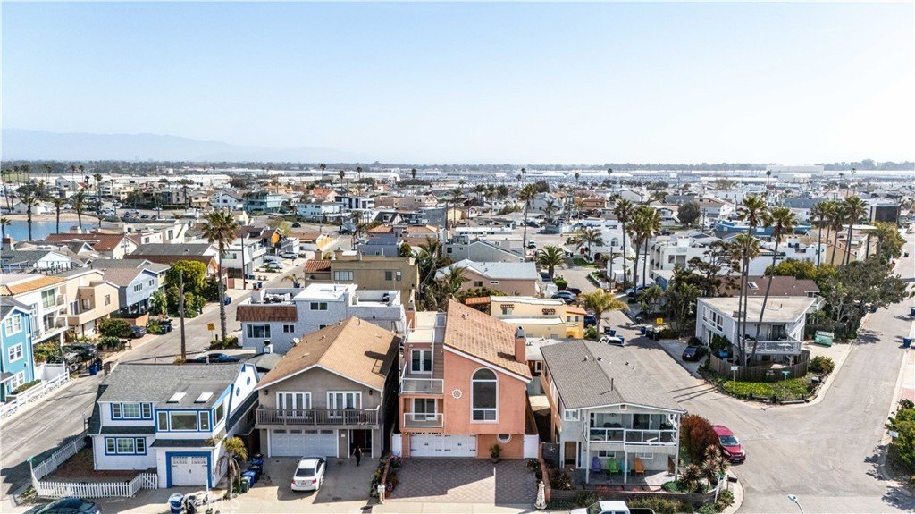 Oxnard, California, 93035, United States, 5 Bedrooms Bedrooms, ,3.5 BathroomsBathrooms,Residential,Forsale,1941493