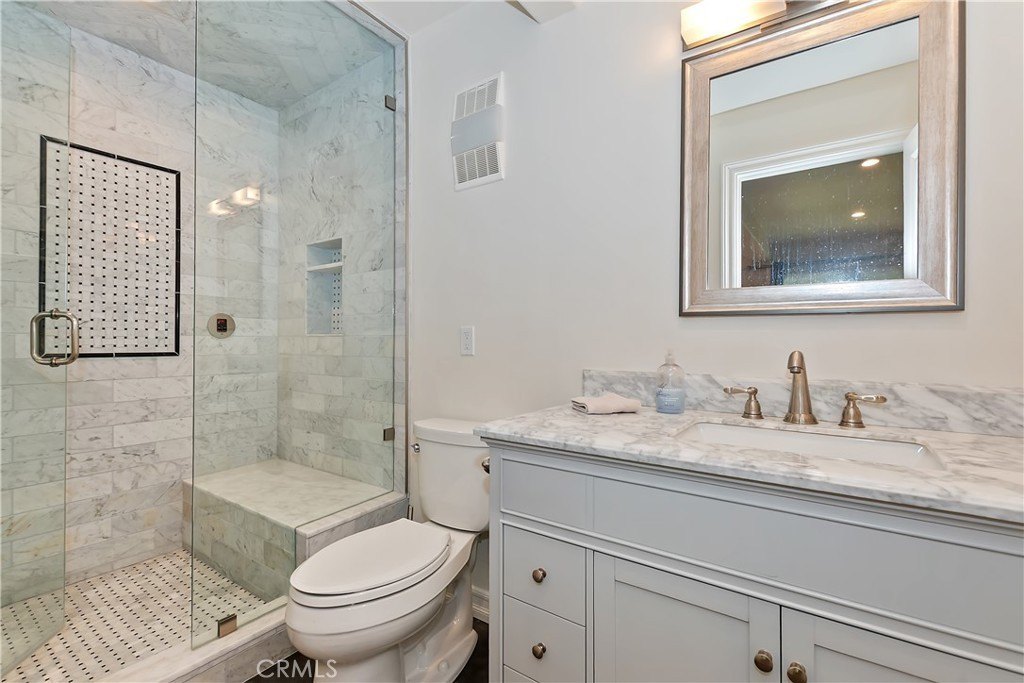 Lake Arrowhead, California, 92352, United States, 4 Bedrooms Bedrooms, ,3.5 BathroomsBathrooms,Residential,Forsale,1908065