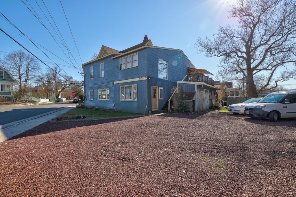 West Cape May, New Jersey, 08204, United States, 3 Bedrooms Bedrooms, ,1.5 BathroomsBathrooms,Residential,Forsale,1967262