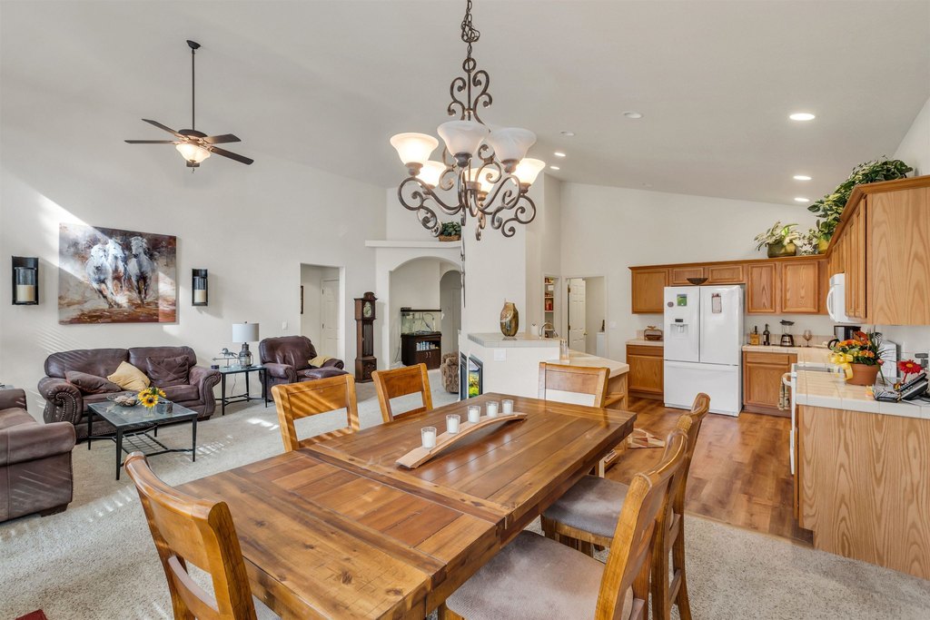 Blairsden, California, 96103, United States, 3 Bedrooms Bedrooms, ,2 BathroomsBathrooms,Residential,Forsale,1910306