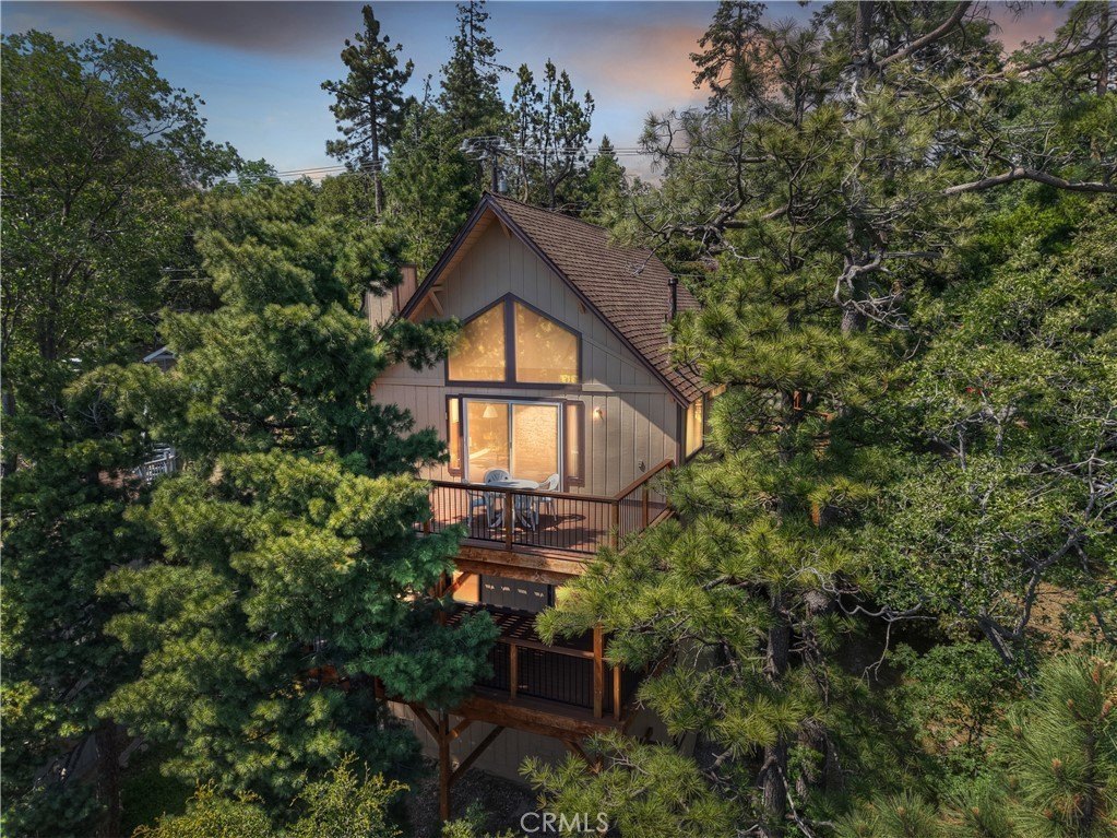 Lake Arrowhead, California, 92352, United States, 3 Bedrooms Bedrooms, ,1.5 BathroomsBathrooms,Residential,Forsale,1886311