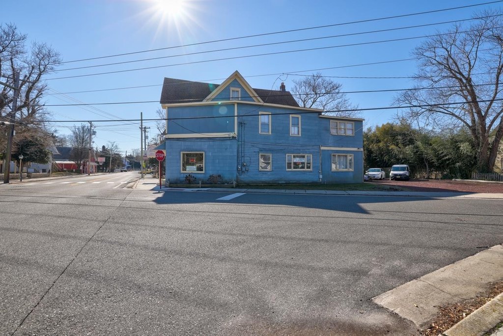 West Cape May, New Jersey, 08204, United States, 3 Bedrooms Bedrooms, ,1.5 BathroomsBathrooms,Residential,Forsale,1967262