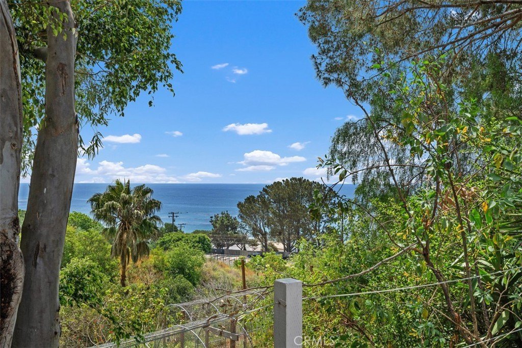 Malibu, California, 90265, United States, 8 Bedrooms Bedrooms, ,7.5 BathroomsBathrooms,Residential,Forsale,2001444