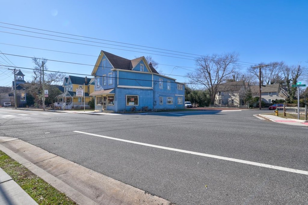 West Cape May, New Jersey, 08204, United States, 3 Bedrooms Bedrooms, ,1.5 BathroomsBathrooms,Residential,Forsale,1967262