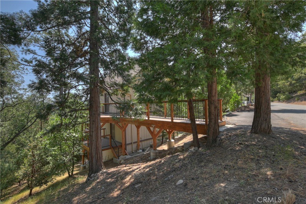 Lake Arrowhead, California, 92352, United States, 3 Bedrooms Bedrooms, ,1.5 BathroomsBathrooms,Residential,Forsale,1886311