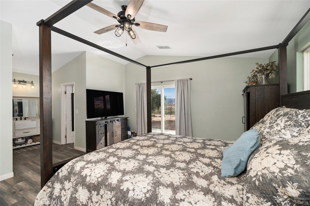 Hemet, California, 92544, United States, 4 Bedrooms Bedrooms, ,2.5 BathroomsBathrooms,Residential,Forsale,1953041