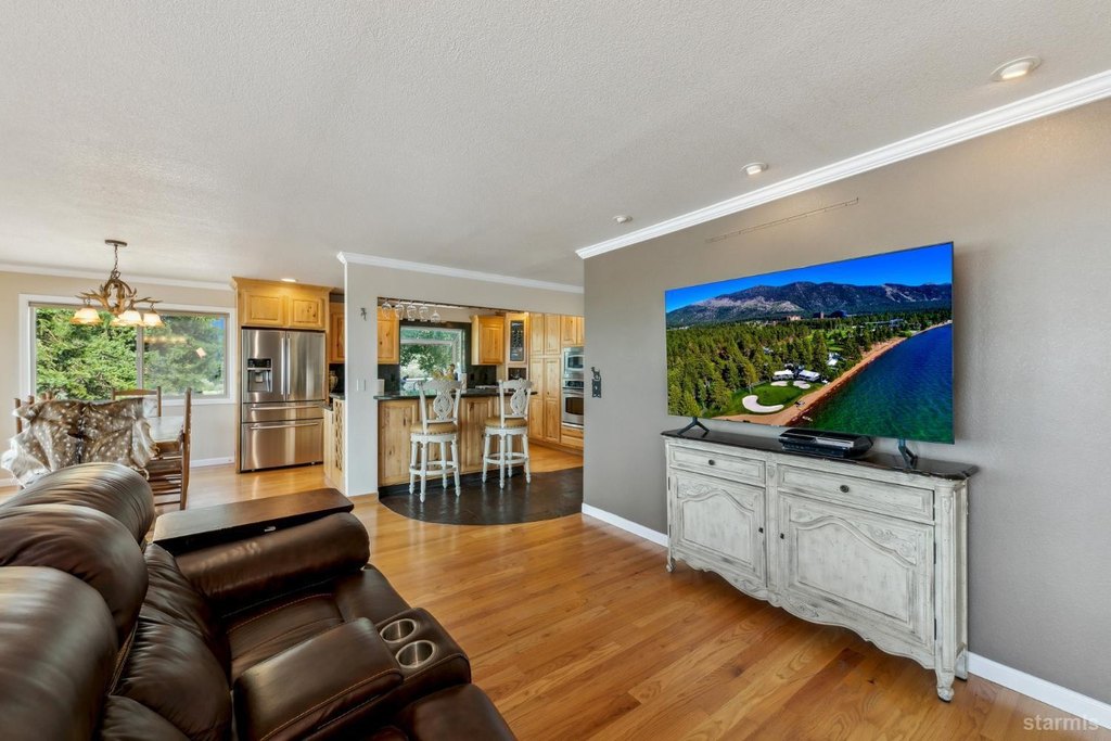 Gardnerville, Nevada, 89460, United States, 3 Bedrooms Bedrooms, ,2.5 BathroomsBathrooms,Residential,Forsale,1886484