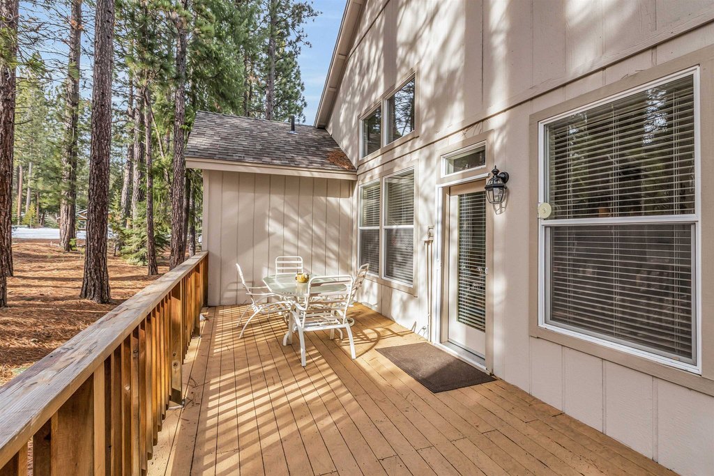 Blairsden, California, 96103, United States, 3 Bedrooms Bedrooms, ,2 BathroomsBathrooms,Residential,Forsale,1910306