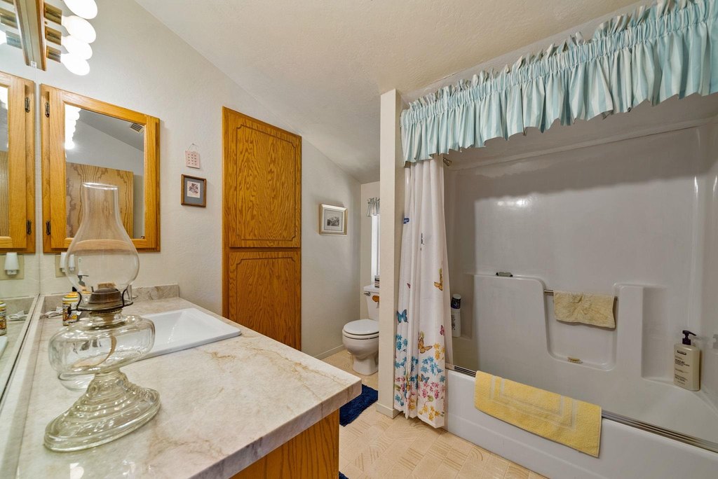 Bucks Lake, California, 95971, United States, 3 Bedrooms Bedrooms, ,2 BathroomsBathrooms,Residential,Forsale,1936749