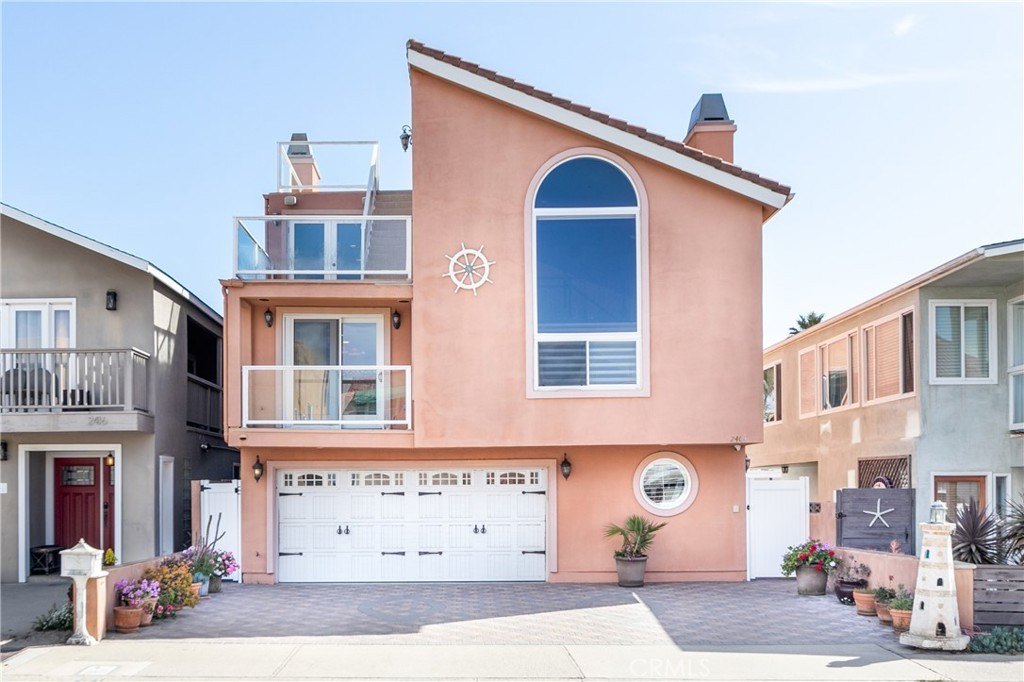 Oxnard, California, 93035, United States, 5 Bedrooms Bedrooms, ,3.5 BathroomsBathrooms,Residential,Forsale,1941493