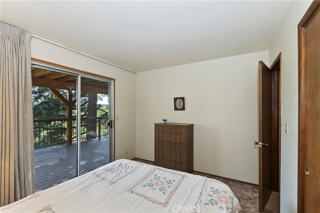 Lake Arrowhead, California, 92352, United States, 3 Bedrooms Bedrooms, ,1.5 BathroomsBathrooms,Residential,Forsale,1886311