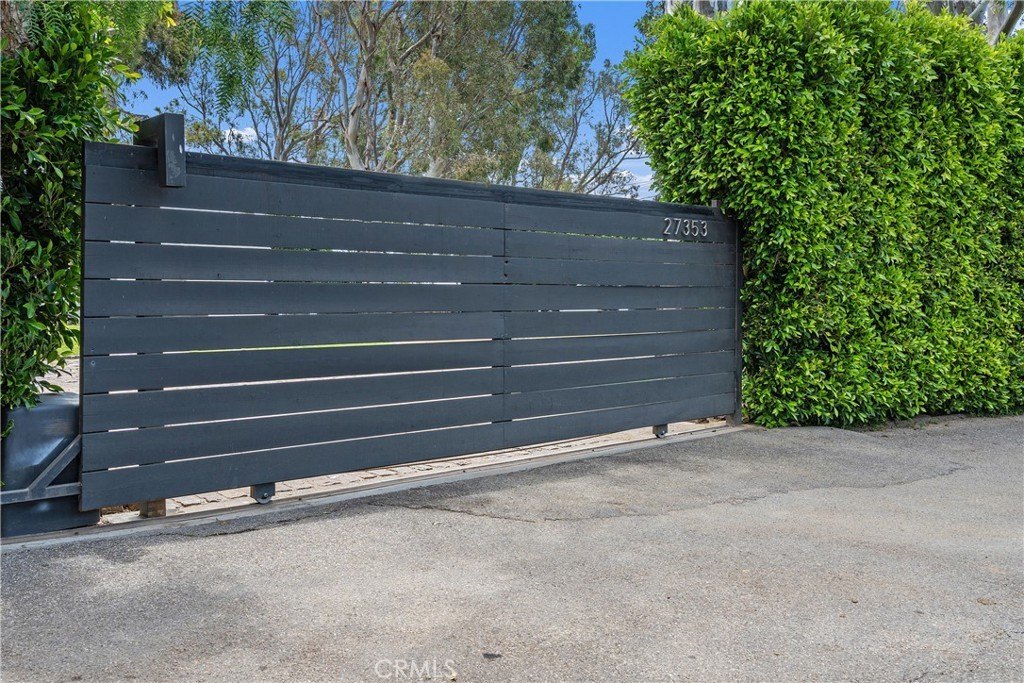 Malibu, California, 90265, United States, 8 Bedrooms Bedrooms, ,7.5 BathroomsBathrooms,Residential,Forsale,2001444