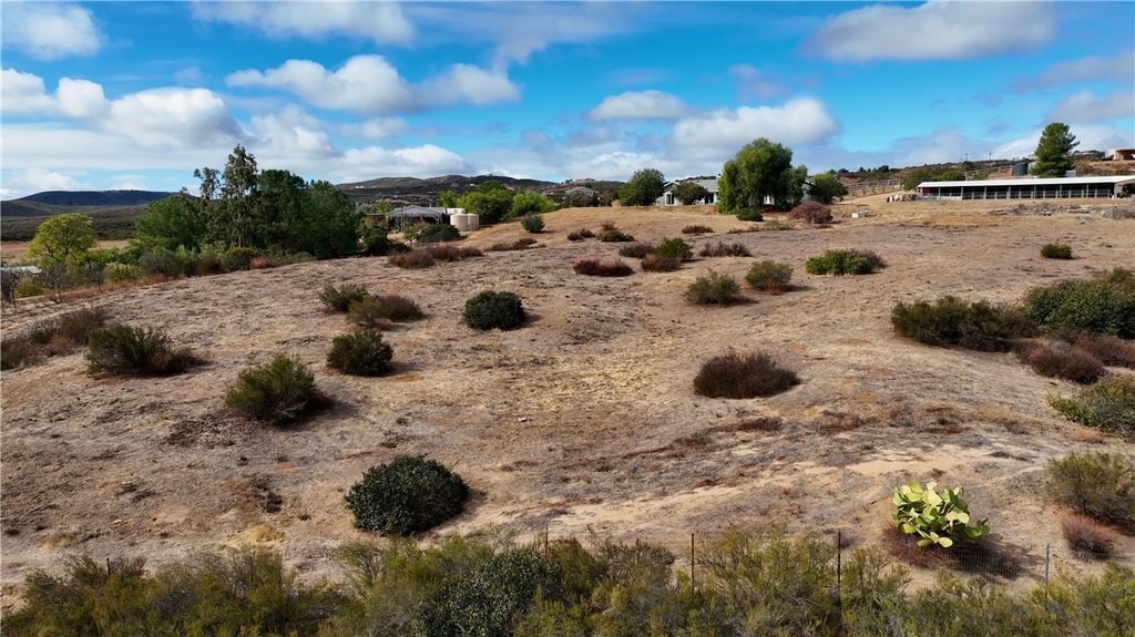 Hemet, California, 92544, United States, 4 Bedrooms Bedrooms, ,2.5 BathroomsBathrooms,Residential,Forsale,1953041