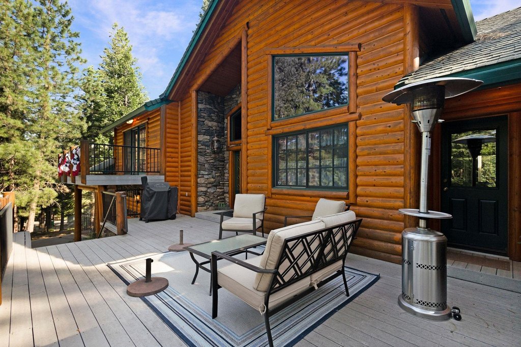 Lake Almanor West, California, 96020, United States, 3 Bedrooms Bedrooms, ,2 BathroomsBathrooms,Residential,Forsale,1888838