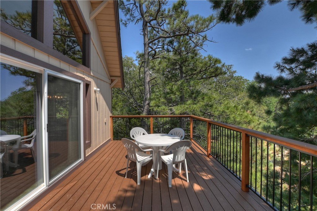 Lake Arrowhead, California, 92352, United States, 3 Bedrooms Bedrooms, ,1.5 BathroomsBathrooms,Residential,Forsale,1886311