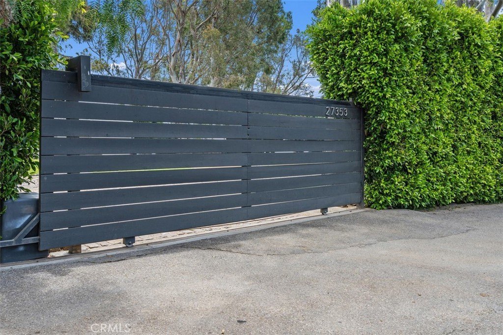 Malibu, California, 90265, United States, 8 Bedrooms Bedrooms, ,7.5 BathroomsBathrooms,Residential,Forsale,2001446