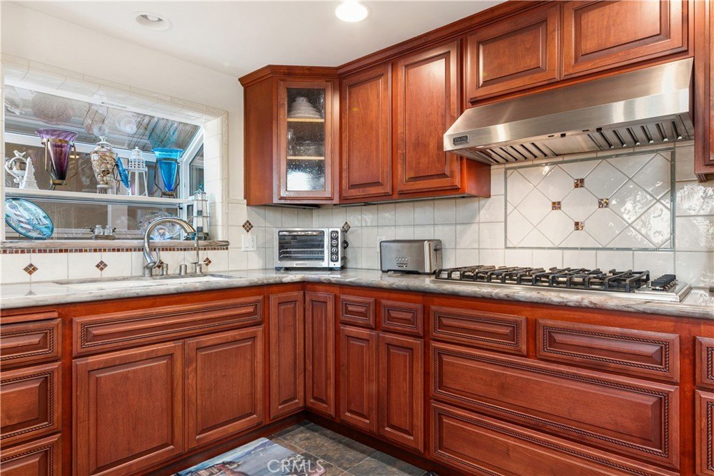 Oxnard, California, 93035, United States, 5 Bedrooms Bedrooms, ,3.5 BathroomsBathrooms,Residential,Forsale,1941493