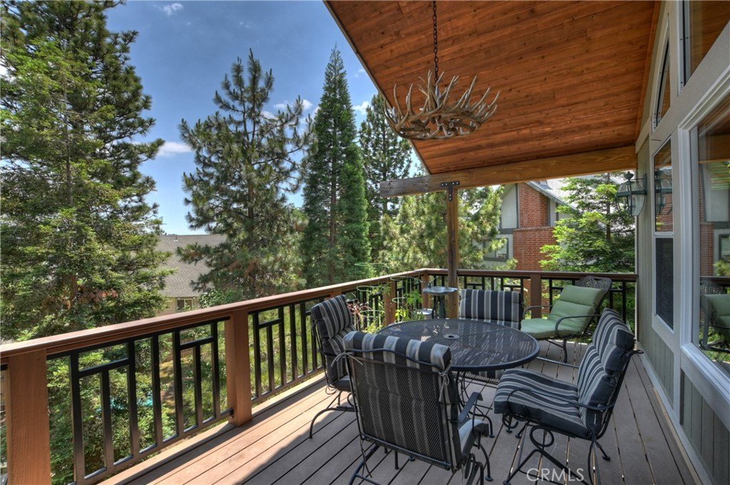 Lake Arrowhead, California, 92352, United States, 4 Bedrooms Bedrooms, ,3.5 BathroomsBathrooms,Residential,Forsale,1908065