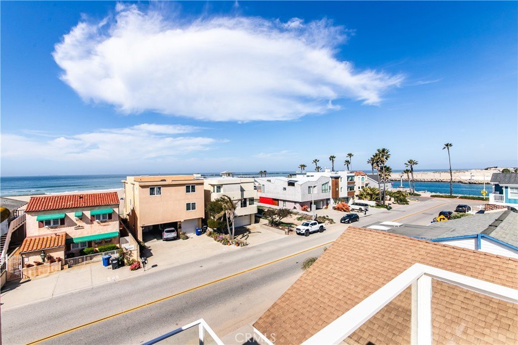 Oxnard, California, 93035, United States, 5 Bedrooms Bedrooms, ,3.5 BathroomsBathrooms,Residential,Forsale,1941493