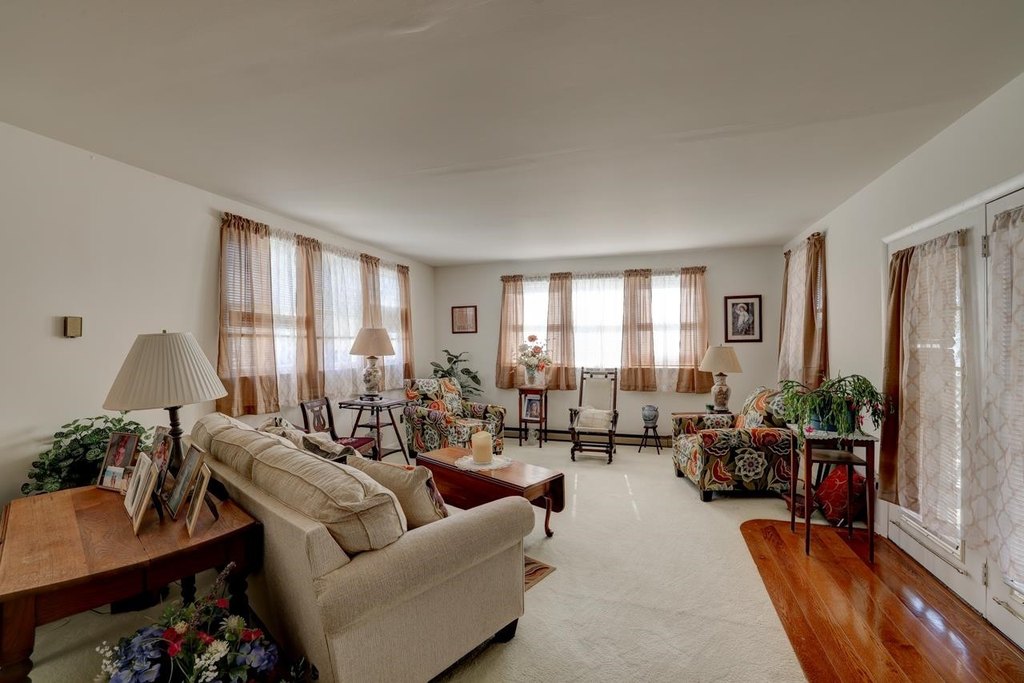 West Cape May, New Jersey, 08204, United States, 3 Bedrooms Bedrooms, ,1.5 BathroomsBathrooms,Residential,Forsale,1967262