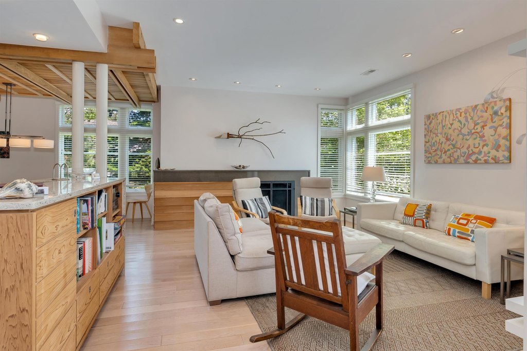 Cape May Point, New Jersey, 08212, United States, 4 Bedrooms Bedrooms, ,3 BathroomsBathrooms,Residential,Forsale,2003957