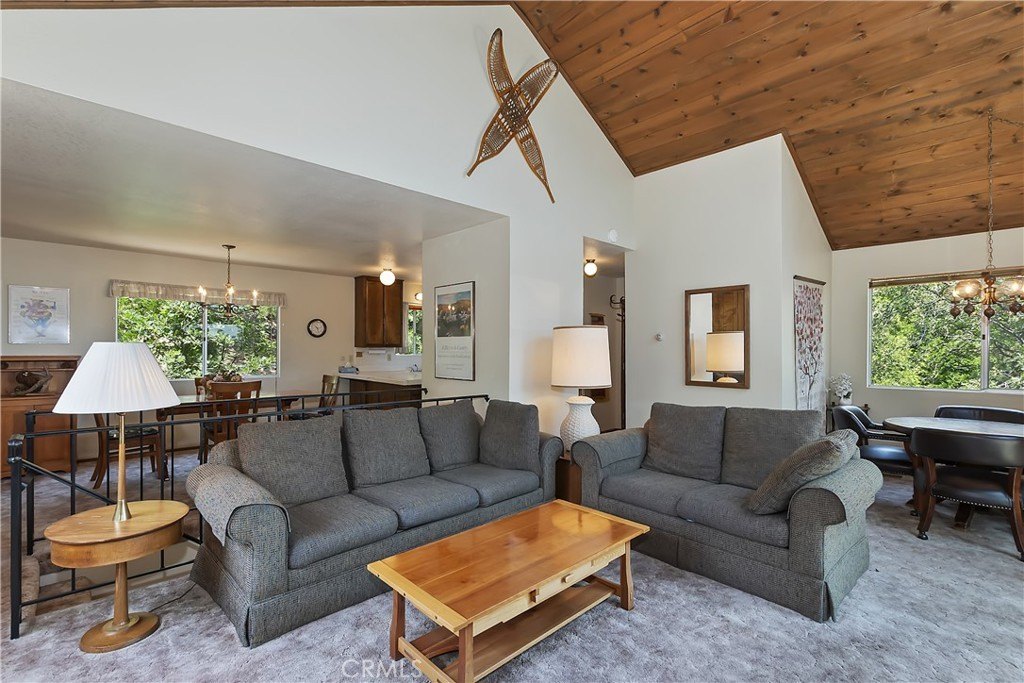 Lake Arrowhead, California, 92352, United States, 3 Bedrooms Bedrooms, ,1.5 BathroomsBathrooms,Residential,Forsale,1886311