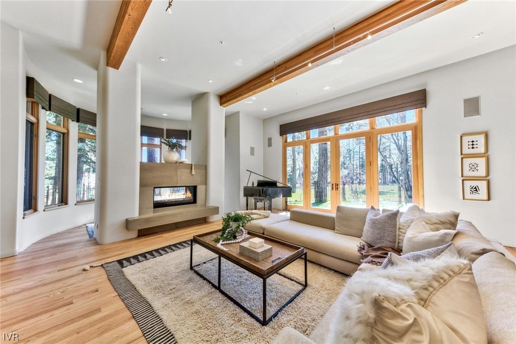 Incline Village, Nevada, 89451, United States, 4 Bedrooms Bedrooms, ,4.5 BathroomsBathrooms,Residential,Forsale,1899810