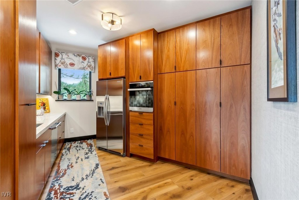 Incline Village, Nevada, 89451, United States, 5 Bedrooms Bedrooms, ,5.5 BathroomsBathrooms,Residential,Forsale,1899809