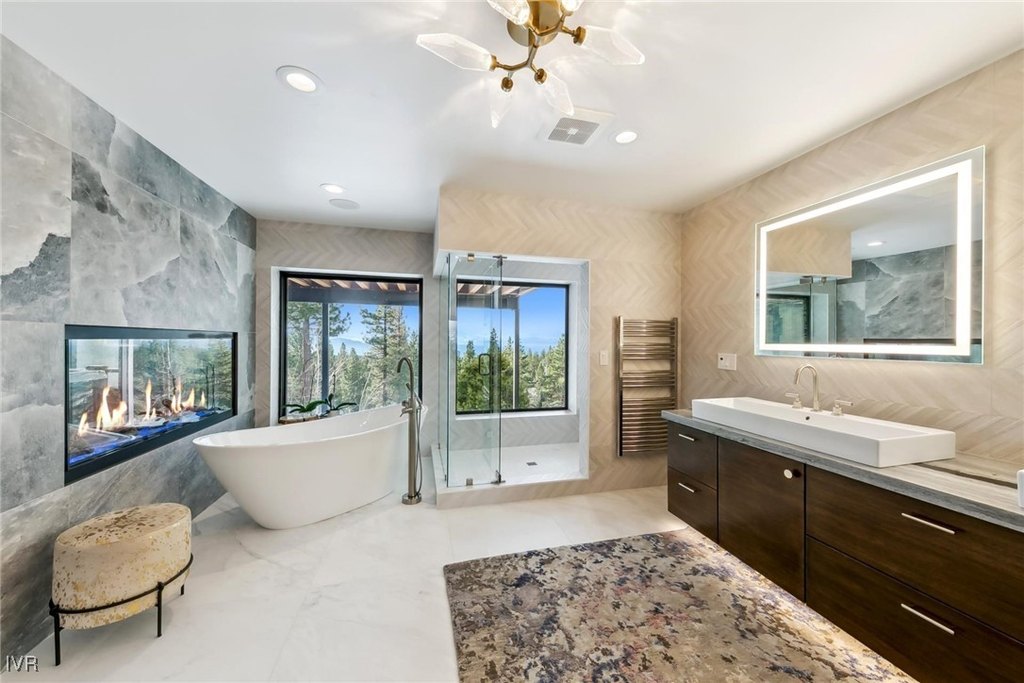 Incline Village, Nevada, 89451, United States, 5 Bedrooms Bedrooms, ,5.5 BathroomsBathrooms,Residential,Forsale,1899809