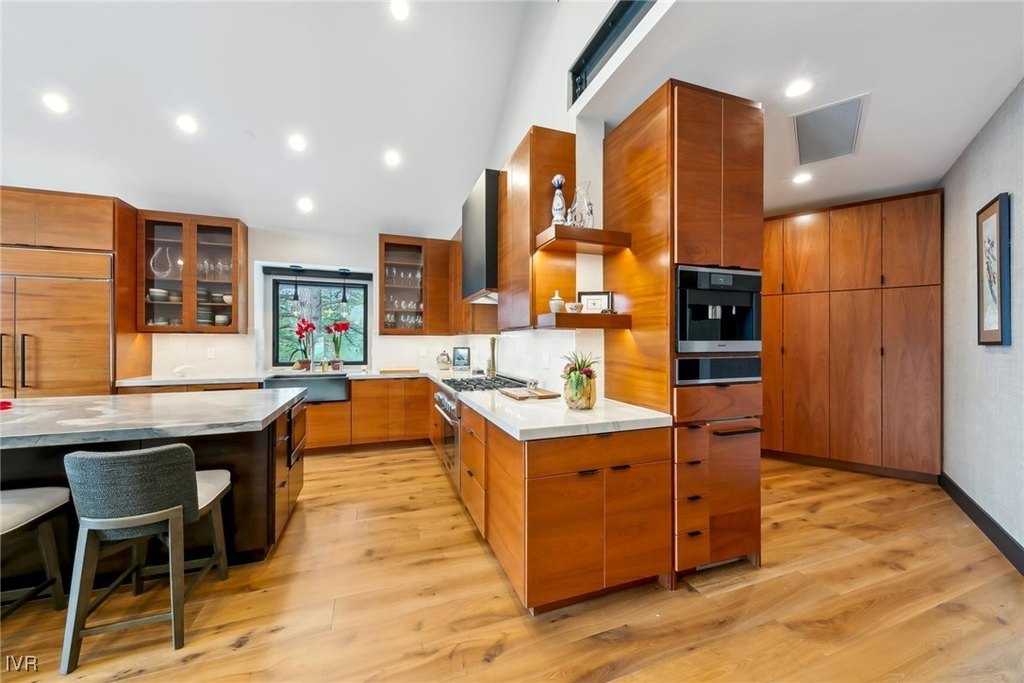 Incline Village, Nevada, 89451, United States, 5 Bedrooms Bedrooms, ,5.5 BathroomsBathrooms,Residential,Forsale,1899809