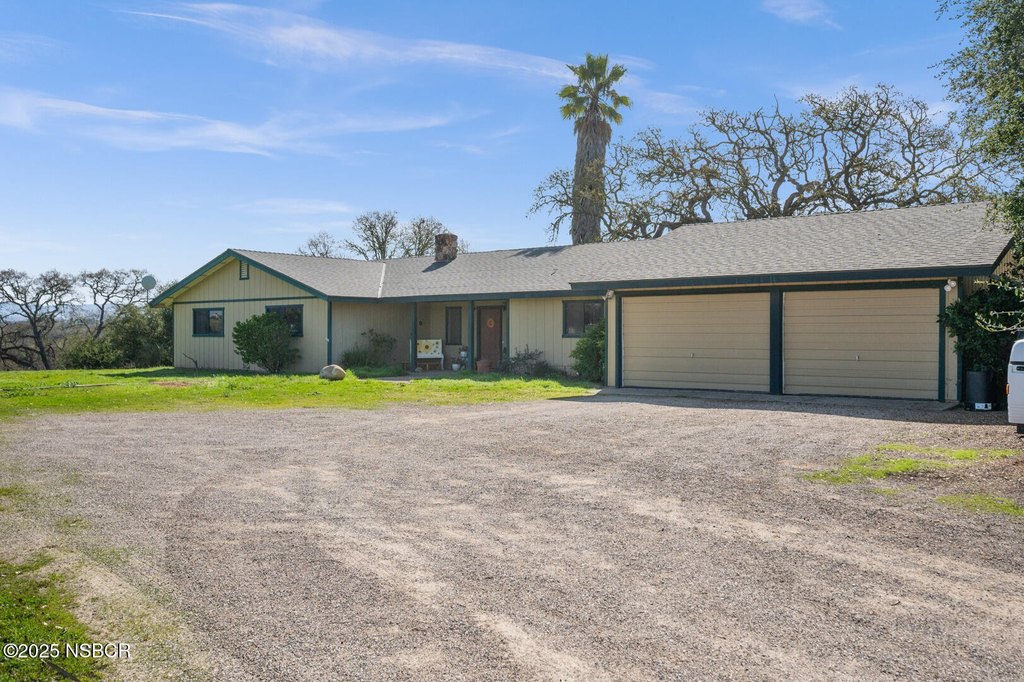 Santa Ynez, California, 93460, United States, 3 Bedrooms Bedrooms, ,2 BathroomsBathrooms,Residential,Forsale,1883948