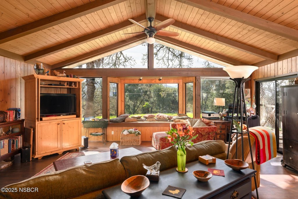 Santa Ynez, California, 93460, United States, 3 Bedrooms Bedrooms, ,2 BathroomsBathrooms,Residential,Forsale,1883948