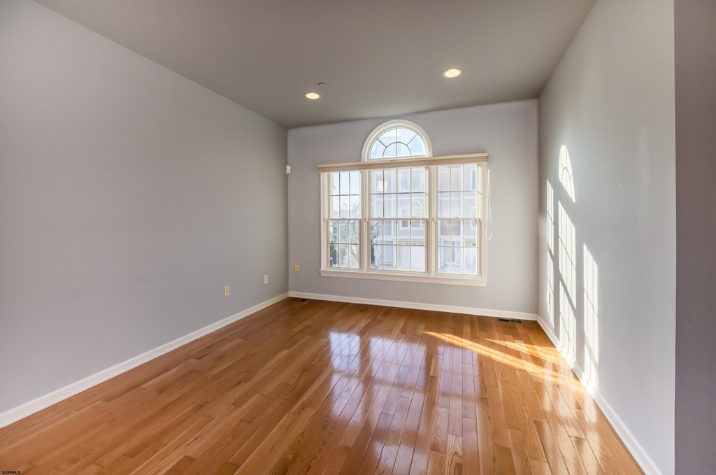 Atlantic City, New Jersey, 08401, United States, 3 Bedrooms Bedrooms, ,2.5 BathroomsBathrooms,Residential,Forsale,1993987