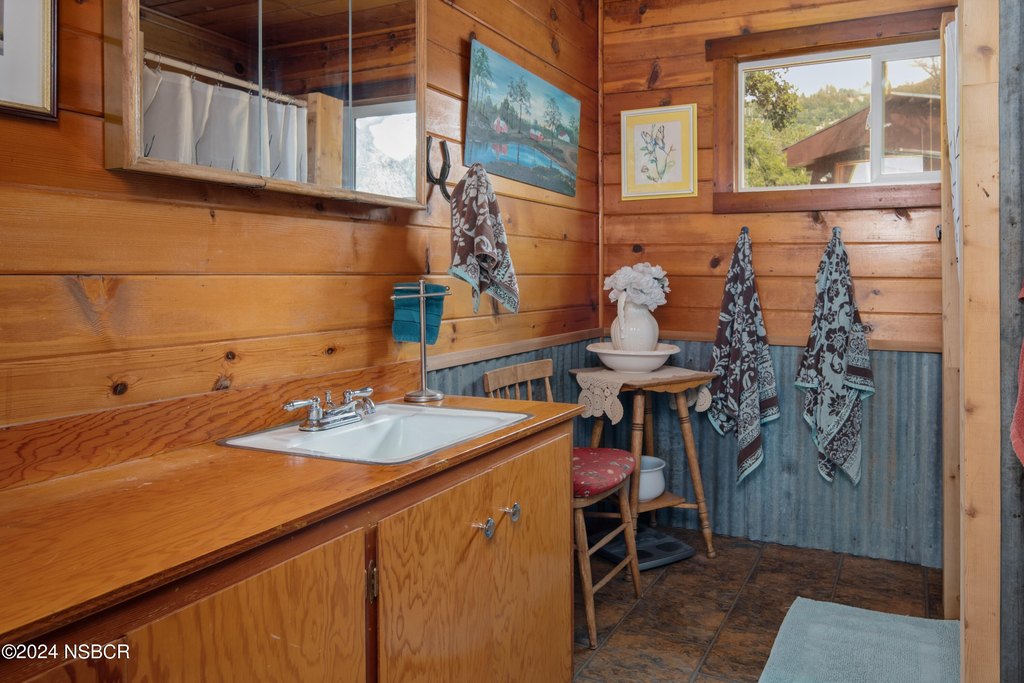 Los Olivos, California, 93441, United States, 2 Bedrooms Bedrooms, ,1 BathroomBathrooms,Residential,Forsale,1941489