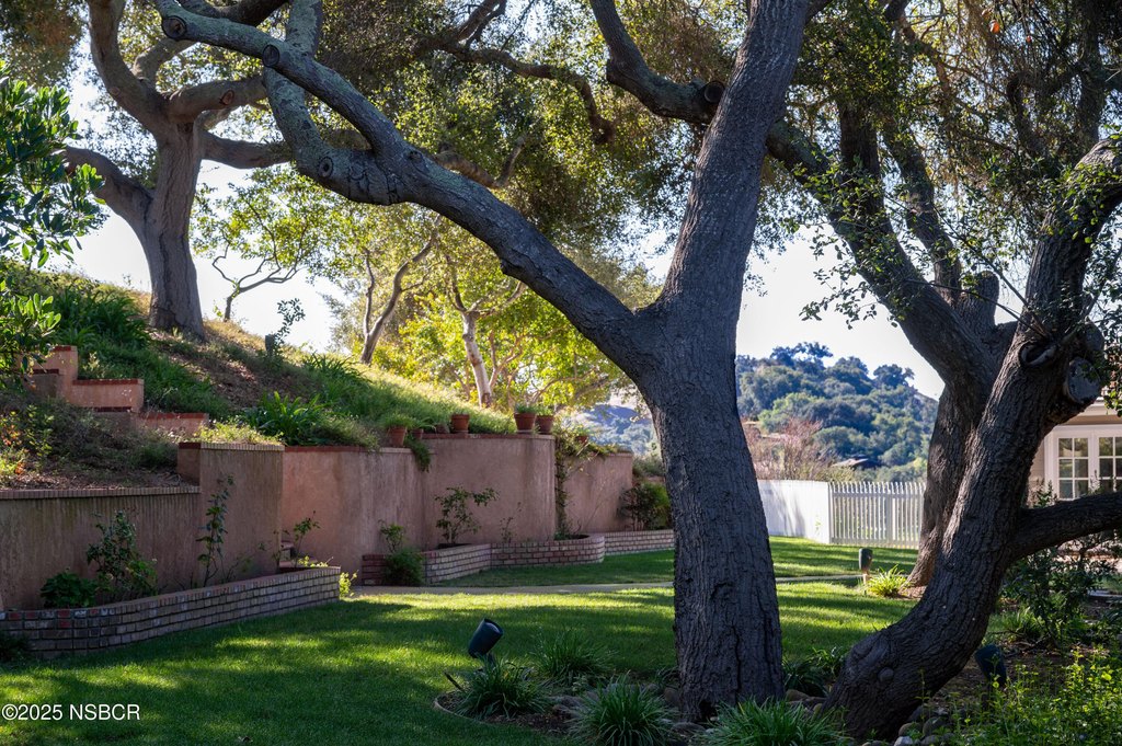 Santa Ynez, California, 93460, United States, 3 Bedrooms Bedrooms, ,5 BathroomsBathrooms,Residential,Forsale,1883947