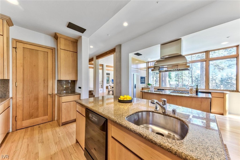 Incline Village, Nevada, 89451, United States, 4 Bedrooms Bedrooms, ,4.5 BathroomsBathrooms,Residential,Forsale,1899810